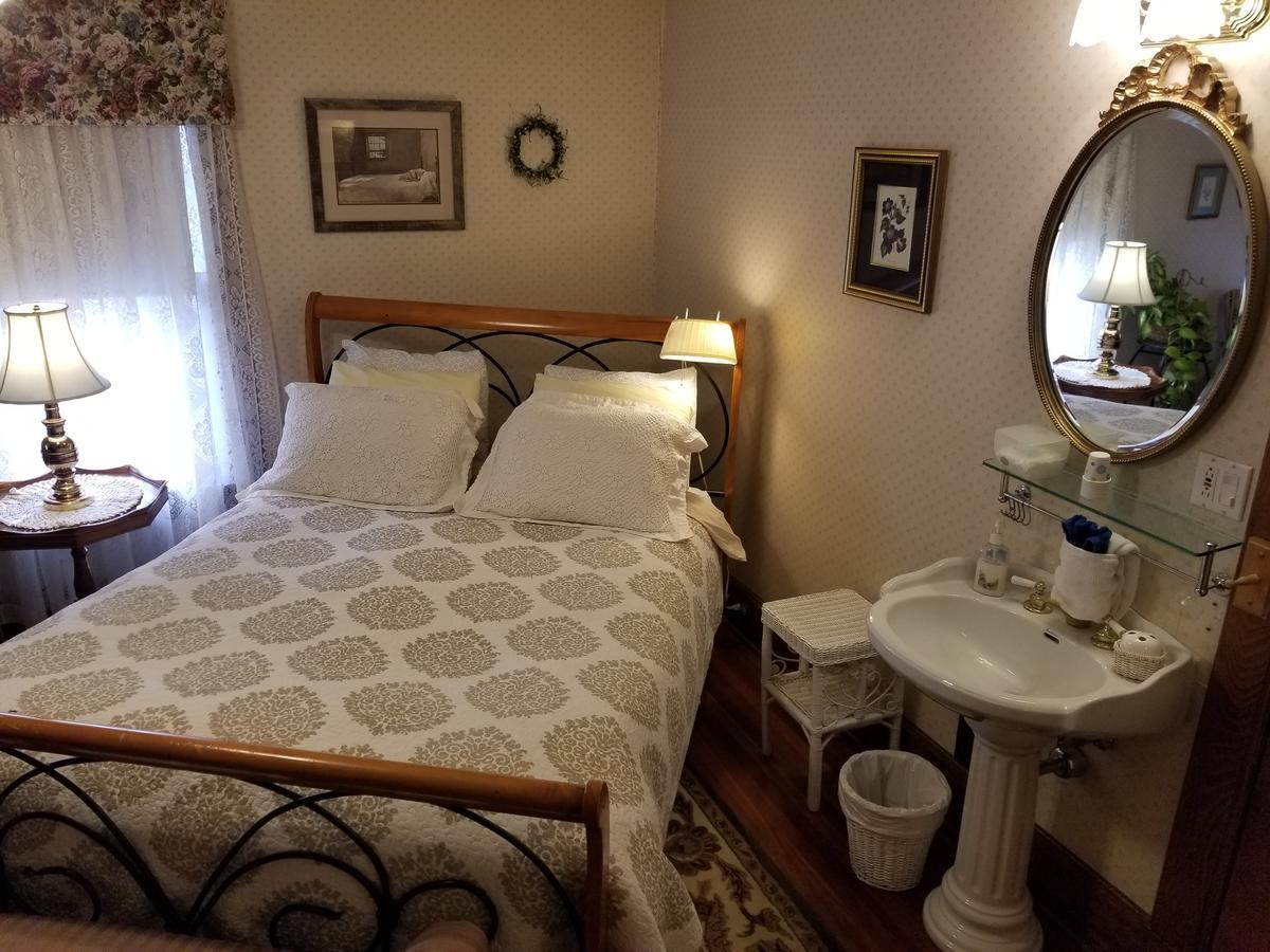 Rose & Thistle Bed & Breakfast Cooperstown Esterno foto