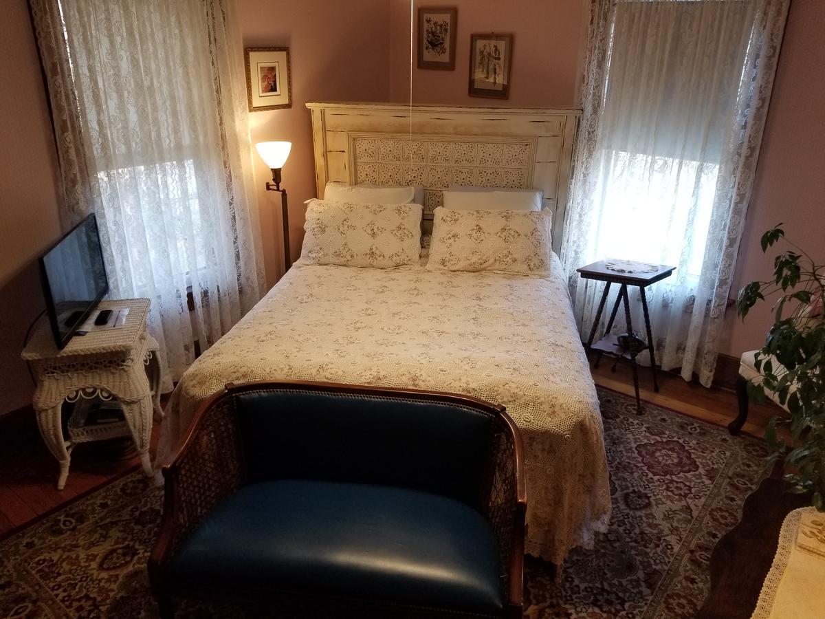 Rose & Thistle Bed & Breakfast Cooperstown Esterno foto